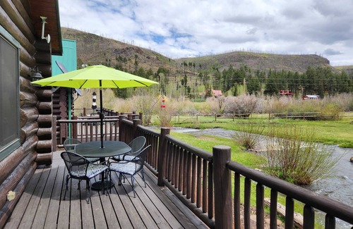 Greer Cabin | Greer Riverside Lodge #174-Log Cabin