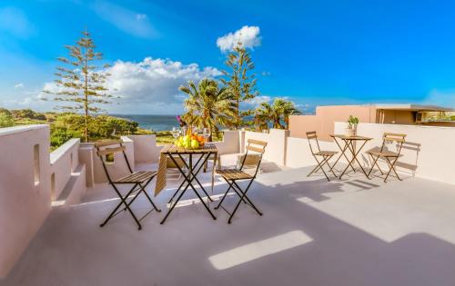 Kato Stalos Apartment | Gregory Village Sea View
