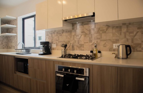 Leuro Apartment | Grimaldo by Wynwood House