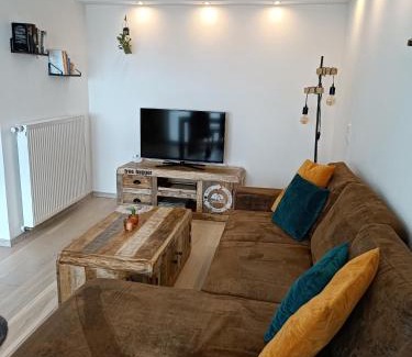 Nettersheim Apartment | Große Auszeit Eifel mit Sauna, Kamin und Terrasse