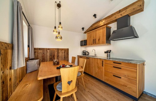 Martello Apartment | Grogg 608 Apt I I