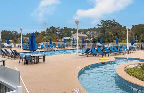 Myrtle Beach Apartment | Groovy Harbour Lights Hotel Unit