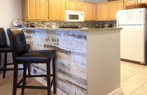Rehoboth Beach Condo | Ground Level Condo w/Two Bedrooms Sleeps 4 w/Pool & Parking
