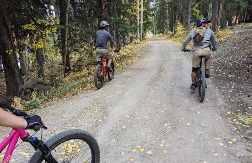 Grand Junction House | Group Basecamp 6 Bedrooms Downtown GJ