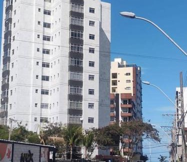Praia do Morro Apartment | Guarapari. ES. Alugo excelente apartamento a 100 m do mar.