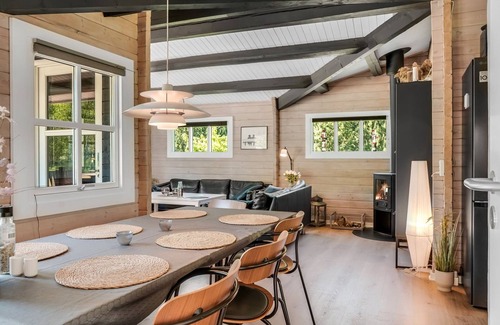 Fur House | "Gudni" - 200m to the fjord by Interhome