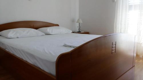 Krizna luka House | Guest House Karević