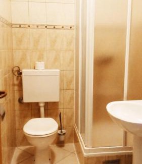 Krizna luka House | Guest House Karević