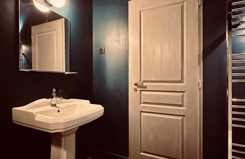 Azay-le-Rideau Hotel | Guest Room Bleue - Auberge Radieuse