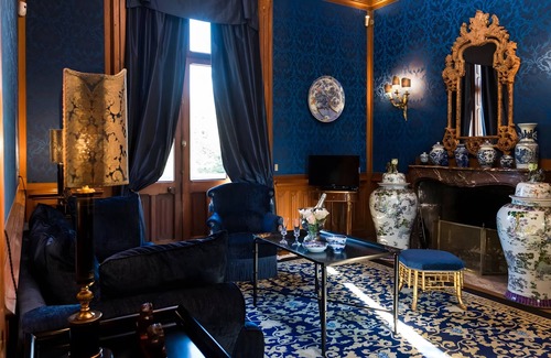 Azay-sur-Cher Bed & Breakfast | Guest Room 'Chambre D'hôtes Bleue' with Wi-Fi and Air Conditioning