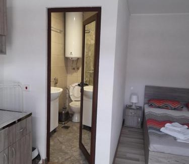 Sapareva Banya House | Guest Rooms IDeR