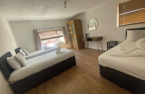 Skegness House | Guest Suite at The Grand Hotel