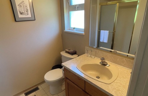 Maple Ridge House | Guest Suite in Maple Ridge