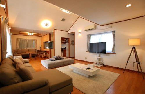 Taira House | Guesthouse Akabana