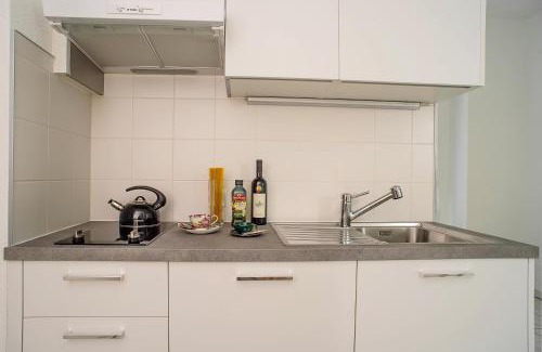 Lugano Hotel | GuestHouse Lugano Center by LR
