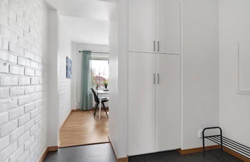 Pitea Apartment | Guestly Homes - 3BR City Charm