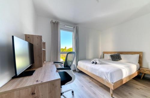 Villeurbanne Apartment | GuestReady - Bright stay w/parking & terrace