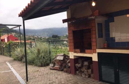 Porto da Cruz House | GuestReady - Casa Avó Alice