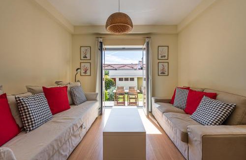 Vilarinha Apartment | GuestReady - City & Beach Garden Home