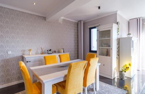 Santo Antonio Apartment | GuestReady - Private Terrace Stay