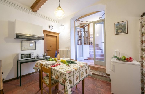 Toscolano Maderno Apartment | Gufo - Navy- 100m Near Lake