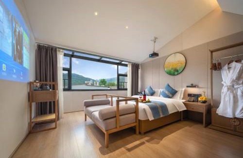 Wulingyuan Hotel | 归源臻品酒店-About 3 kilometers from the east gate of the Forest Park-advance reservation of scenic area tickets-free Chinese and Western buffet breakfast-free self-service laundry-English customer service