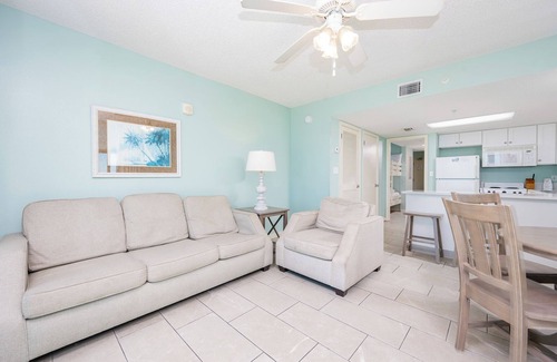 Gulf Shores Condo | GULF FRONT Hotel Suite! It is just like a CONDO! Phoenix Hotels