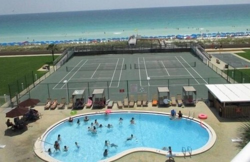 Holiday Isle Hotel | Gulf Shore Condo #404