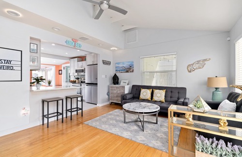 Gulfport Cottage | Gulfport Arts District Cottage With Pool