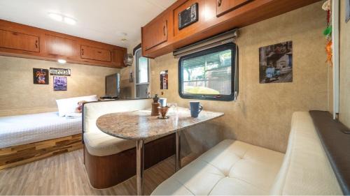 Gyeongju House | gyeongju yongcheonsu caravan