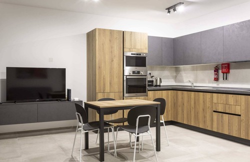 Gzira Apartment | Gzira Suite 13