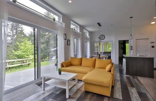 Chertsey House | Hôtel à la maison - Le Loup, spa et lac