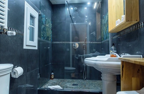 Montparnasse Hotel | Hôtel des Bains