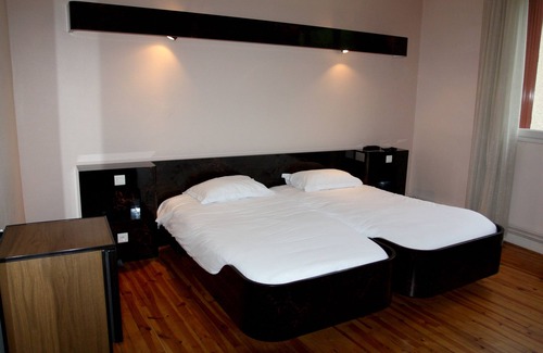 Pont-de-Salars Hotel | Hôtel des Voyageurs