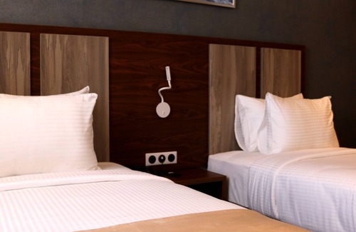 Algiers Hotel | Hôtel EL AZIZ INN