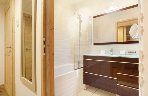 La Clusaz Hotel | Hôtel et Spa Le Chamois by Odalys