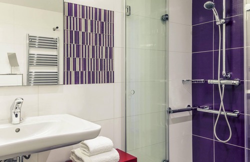 Croix de Pierre - Route d'Espagne Hotel | Hôtel Mercure Toulouse Sud