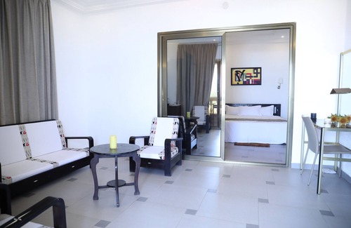Lome Hotel | Hôtel Résidence Madiba