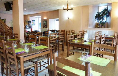 Saint-Flour Hotel | Hôtel Restaurant du Pont-Vieux