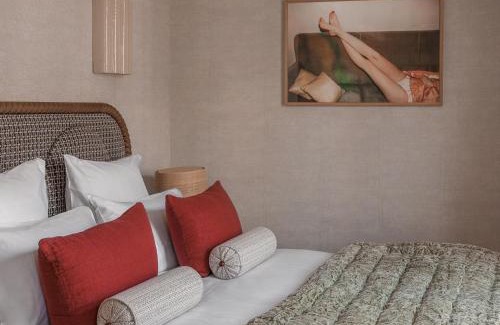 Enfants-Rouges Hotel | Hôtel Suzie Blue