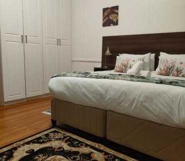 Selborne House | H cottages