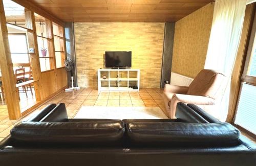 Sindelfingen Apartment | H&H Home - Quite and Cosy Apartment near Park and City in Sindelfingen