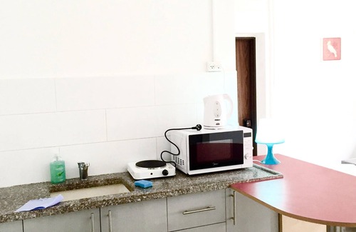 Tel Aviv City Center Apartment | Ha-Carmel Market Apartment