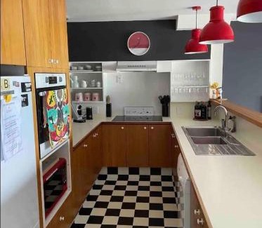 Queenstown City Centre House | Habeke Bothy - epic views - 700mtrs to town