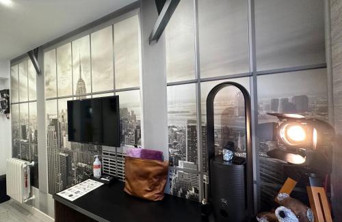 Almenara House | Habitación New York - 5 Torres