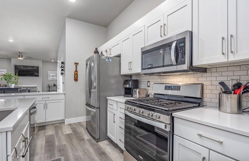 West Bench Condo | “#HabitueHomes - West Bench McCoy - New Condo! Treadmill!