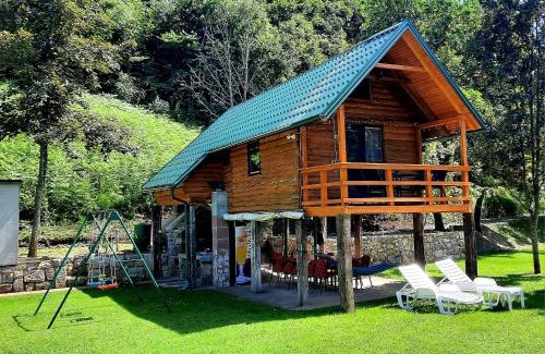Kulen Vakuf Apartment | Hacienda Burzić