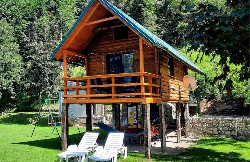 Kulen Vakuf Apartment | Hacienda Burzić