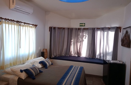 La Ribera Bed & Breakfast | Hacienda de Palmas: Room #2 Cupola with one queen size bed
