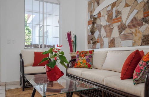 Lazaro Cardenas House | Hacienda Lord Twigg - House 1
